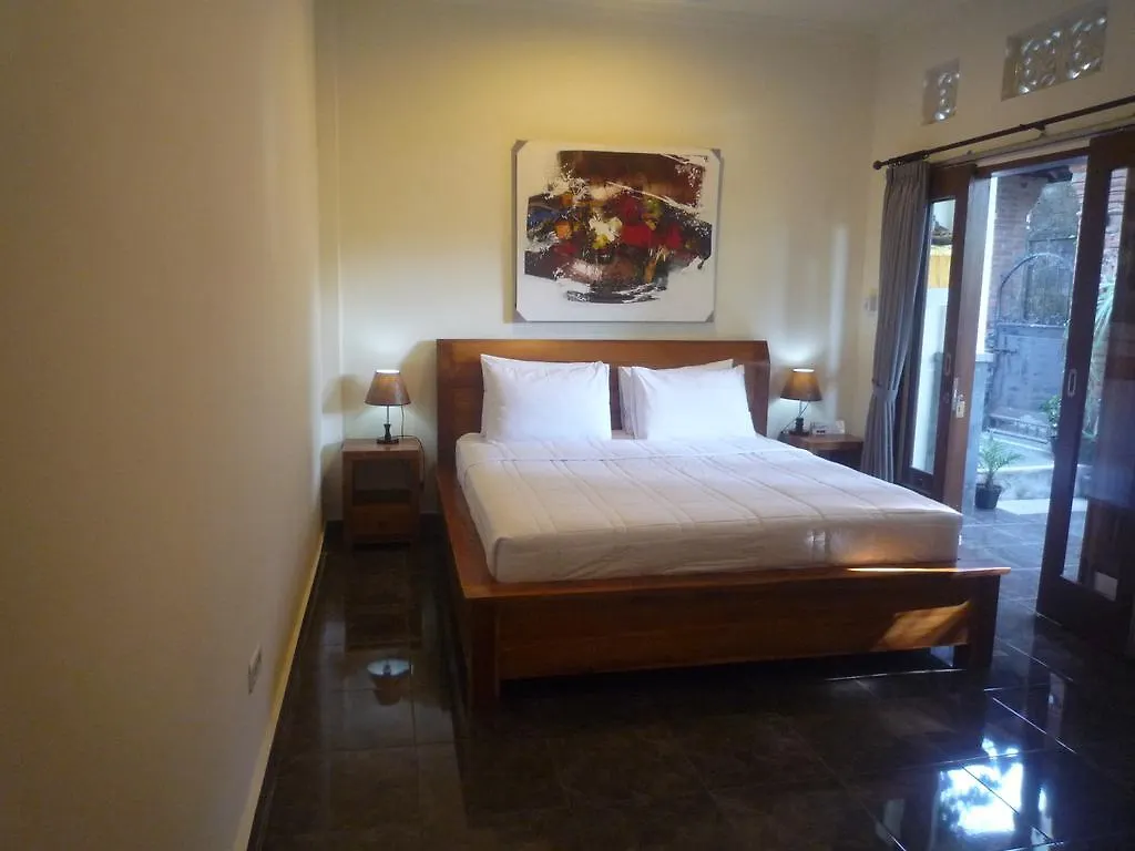 Homestay Pratama House Apartment Ubud