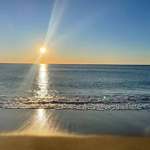 https://sea-house-savona.hotelitalianriviera.com