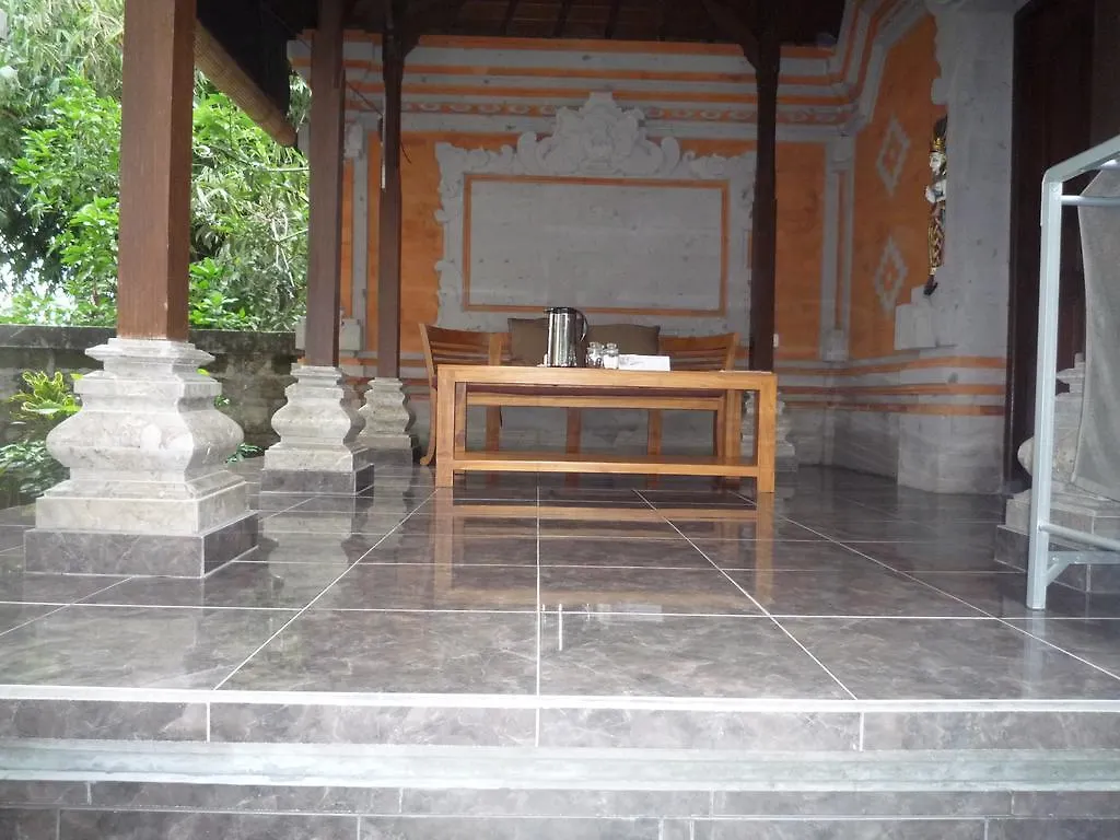 Pratama House Apartment Ubud  Homestay
